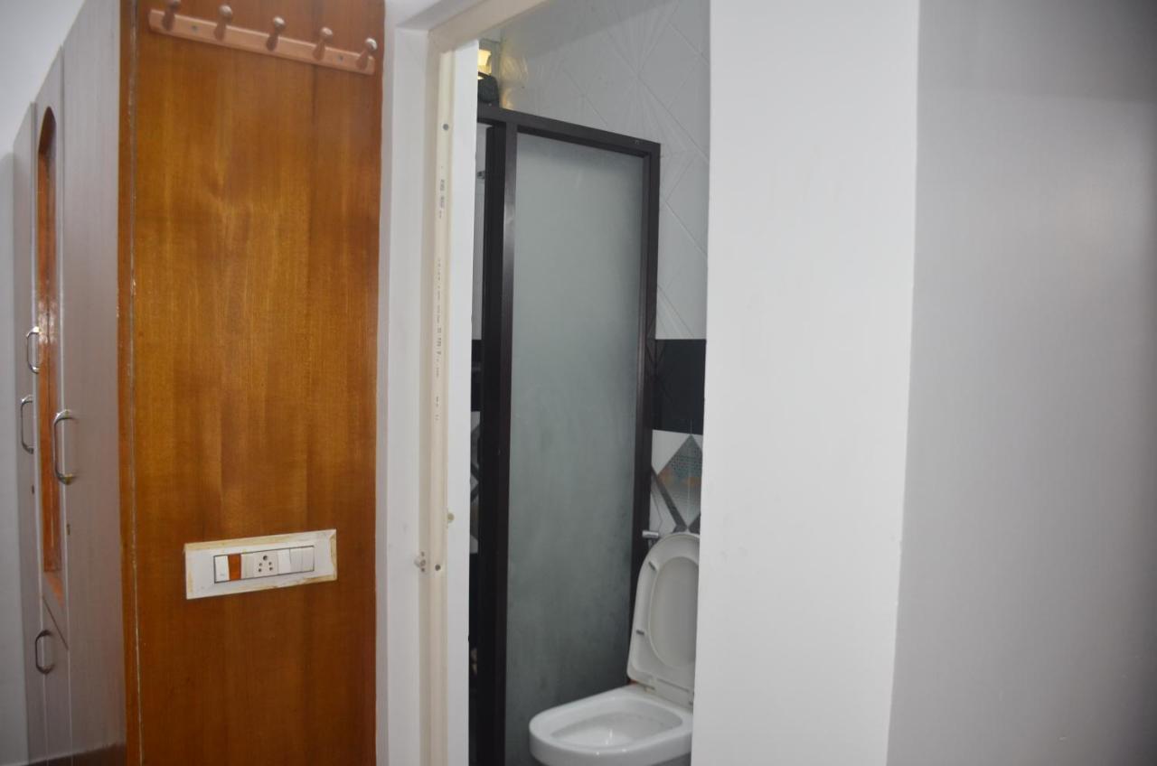 Vasantham Villas Puduccseri Kültér fotó